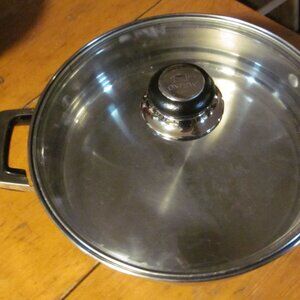 Oneida Immaculate Braising roasting pan and lid 18/10 stainless steel 10 in